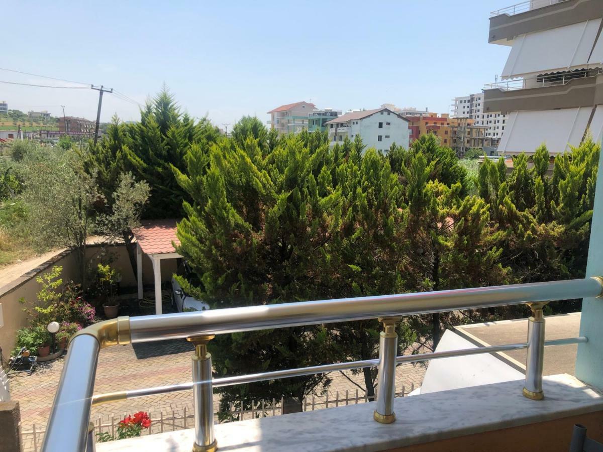 Guest House Murati Durrës 外观 照片
